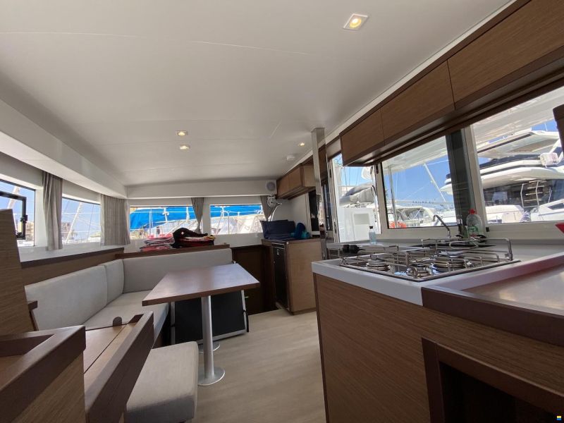 Lagoon 40
