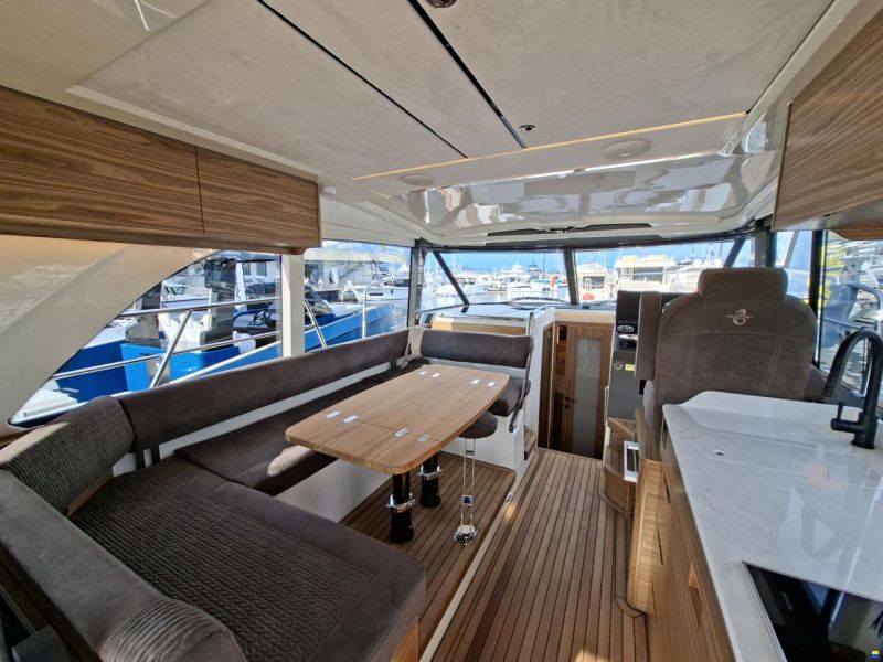 Marex 390