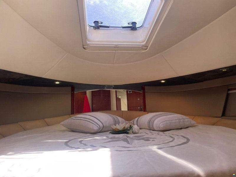 Fairline Squadron 52 Fly
