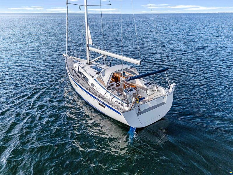 Hallberg-Rassy 400