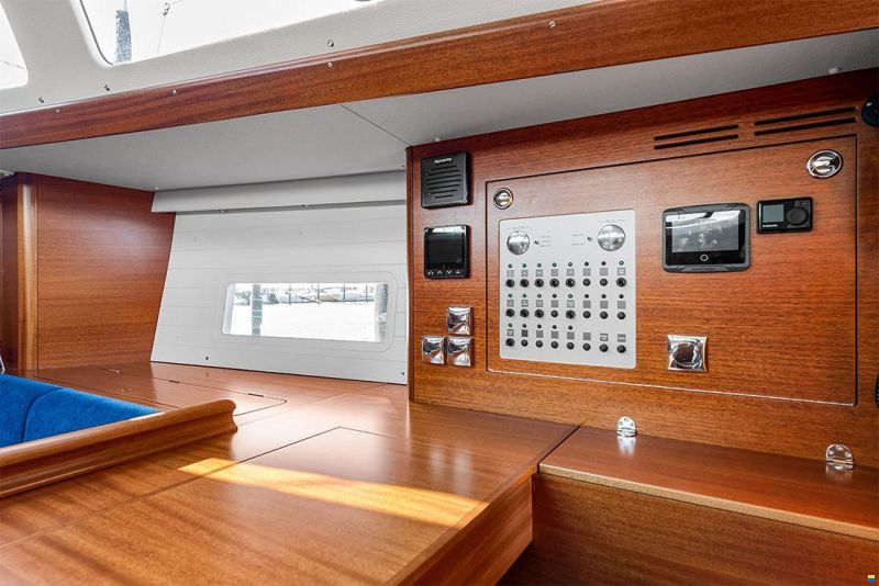Hallberg-Rassy 400