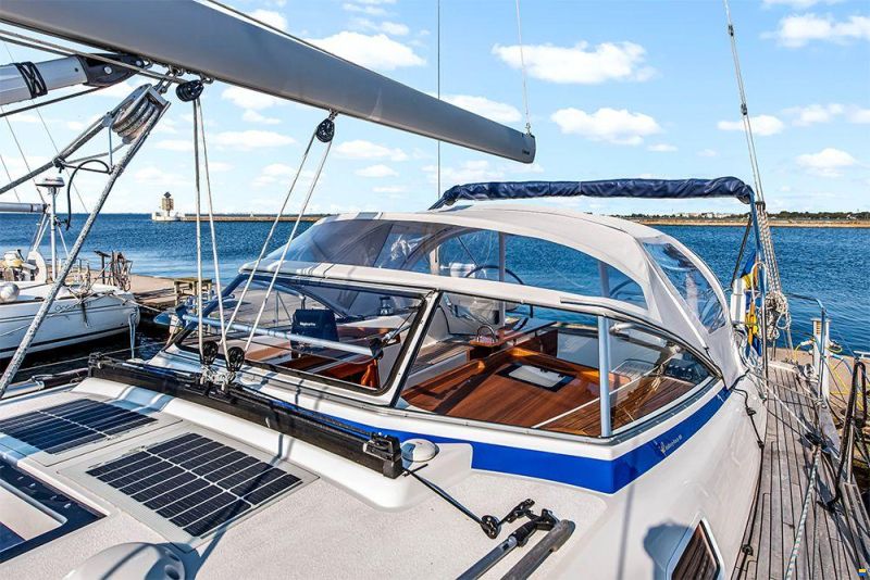 Hallberg-Rassy 400