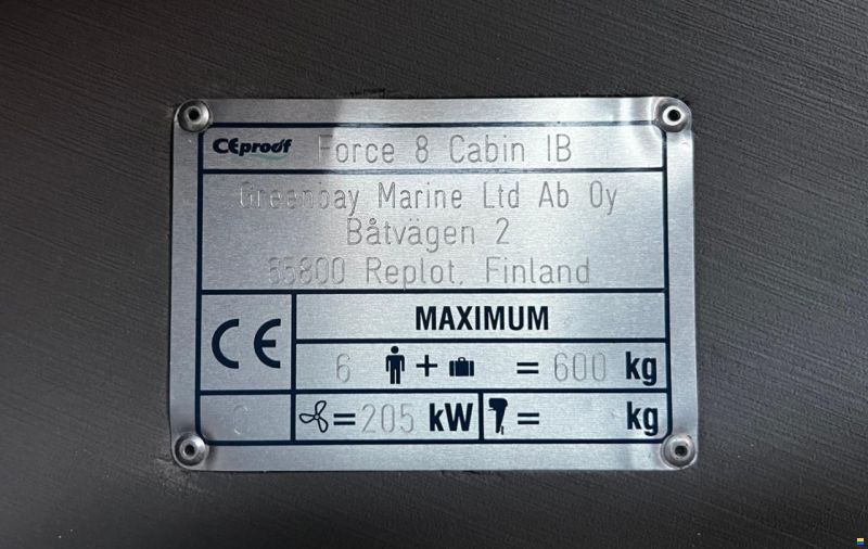 8 Inboard