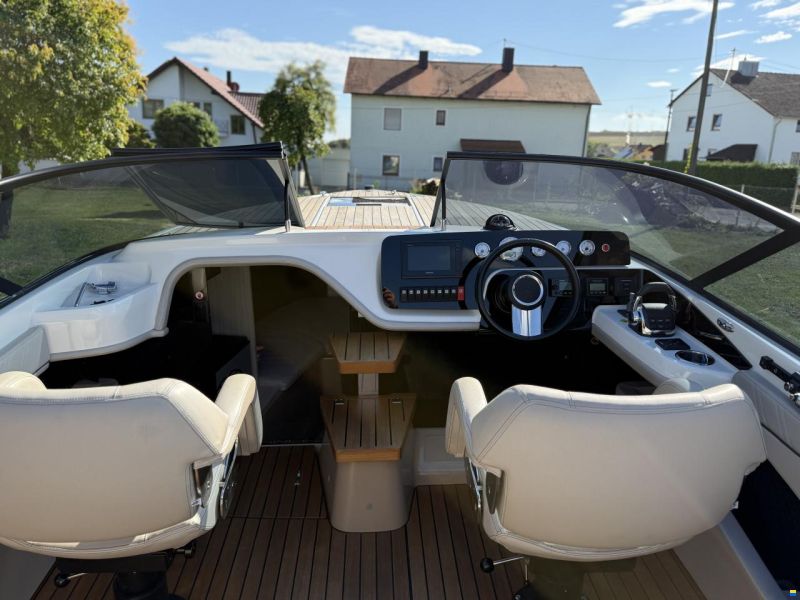 Cranchi E26 Classic
