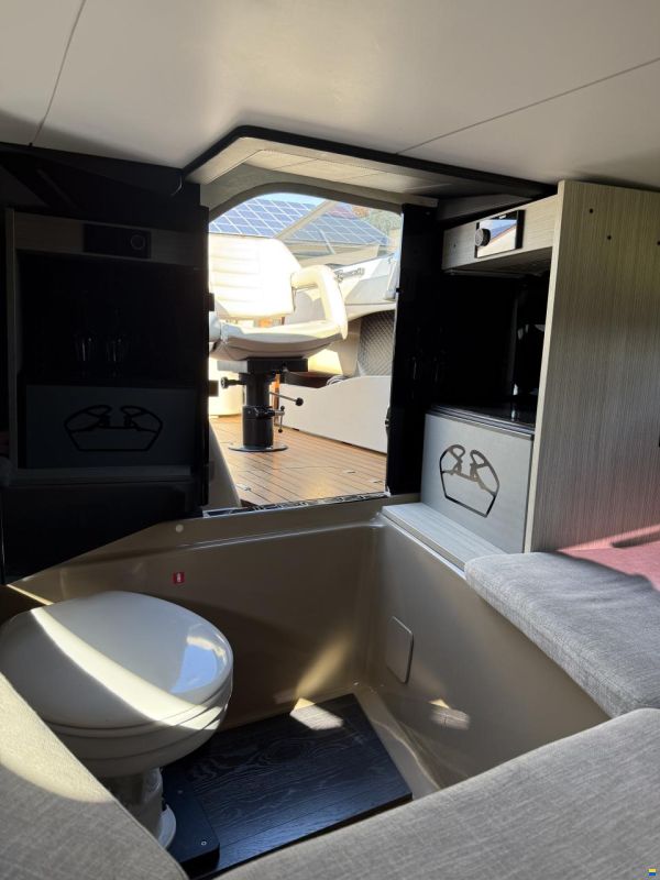 Cranchi E26 Classic