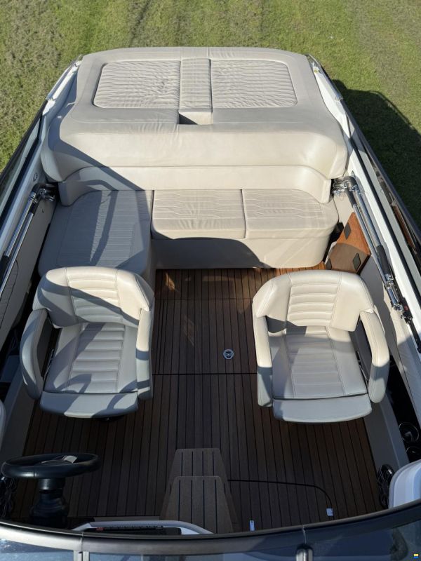 Cranchi E26 Classic
