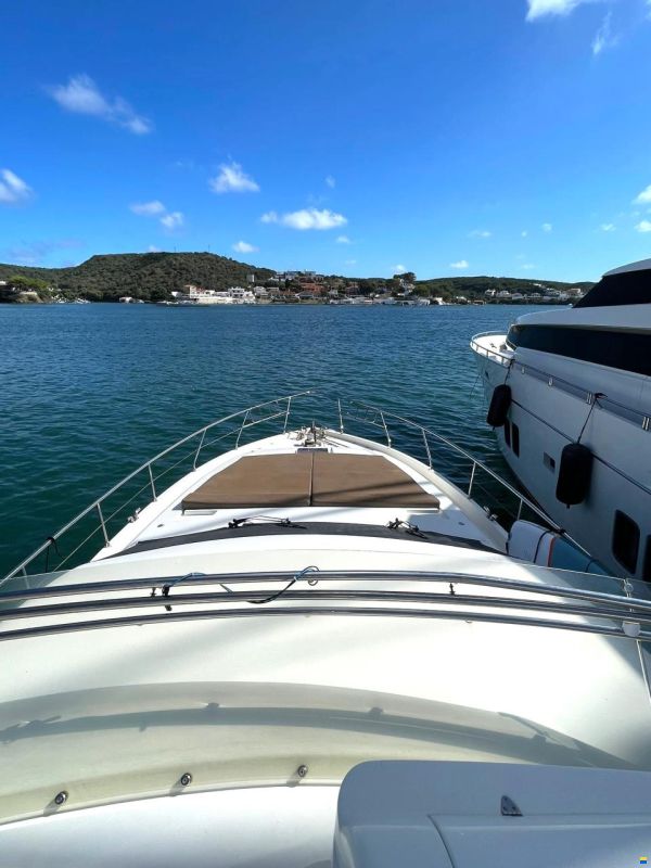 Ferretti 620