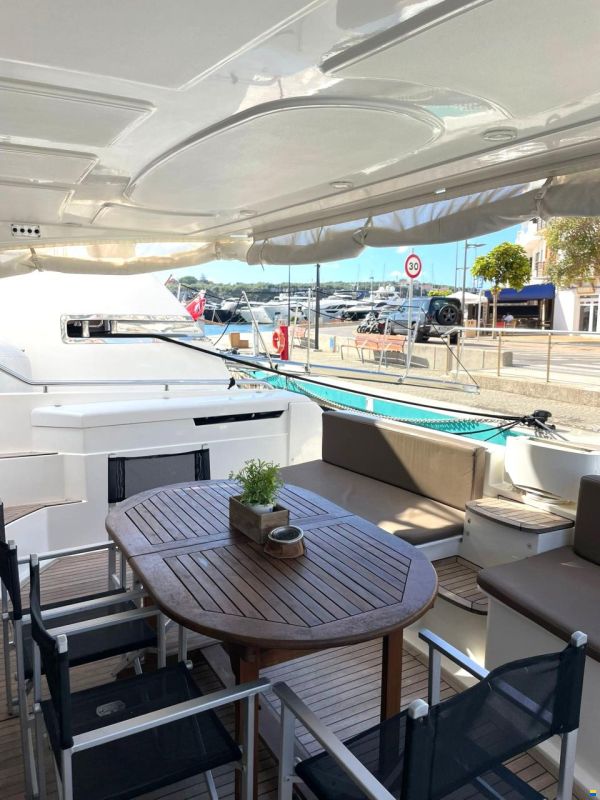 Ferretti 620