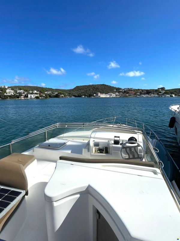 Ferretti 620