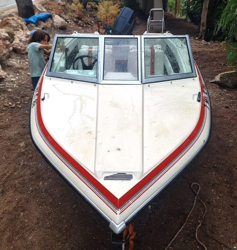 Glastron La Raya SV144