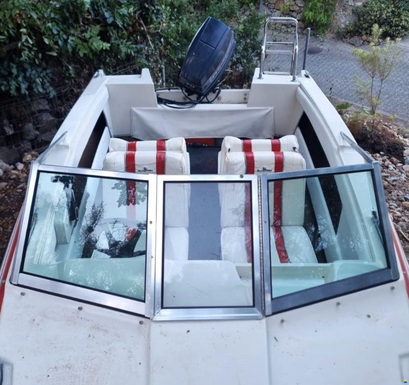 Glastron La Raya SV144