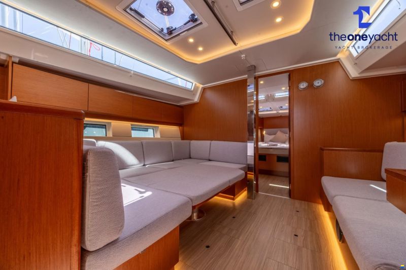 Bavaria C45 Style