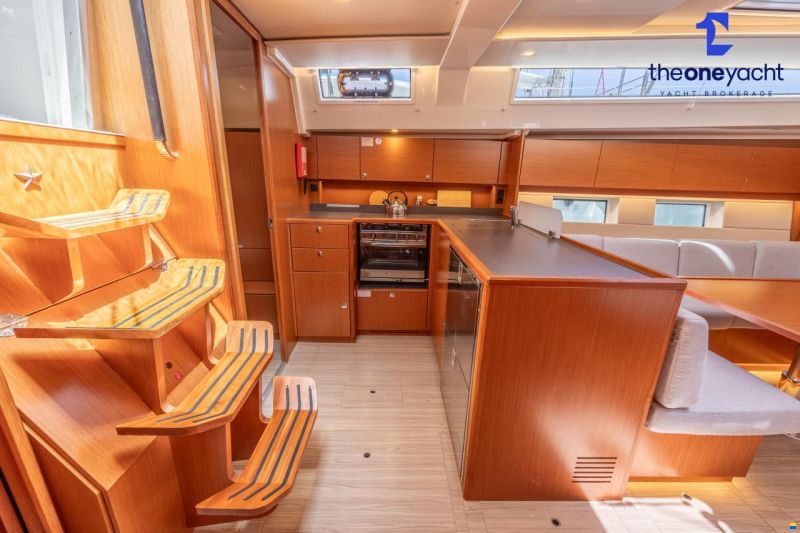 Bavaria C45 Style