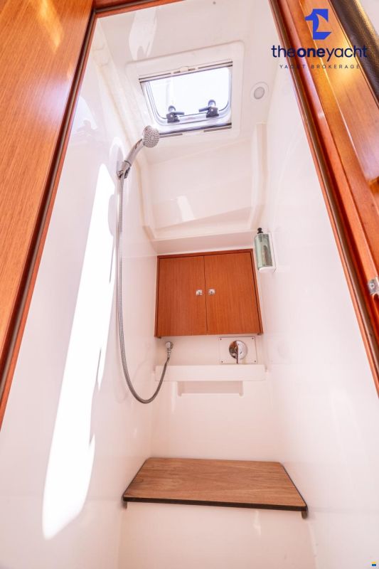Bavaria C45 Style