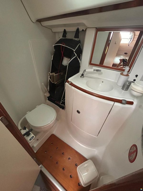 Beneteau Oceanis Clipper 411