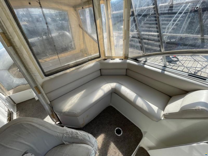 Rinker 280 Fiesta Vee