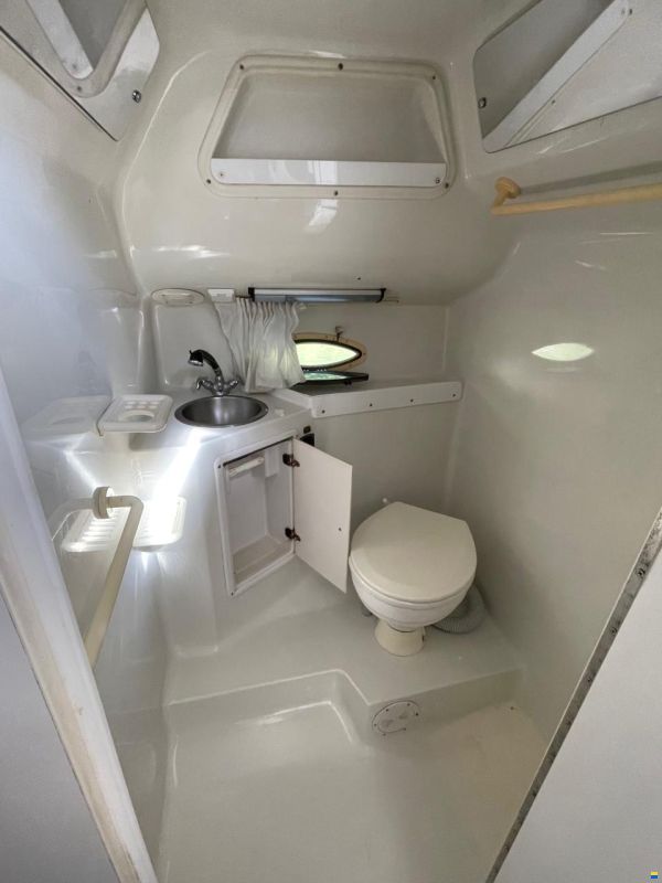 Rinker 280 Fiesta Vee