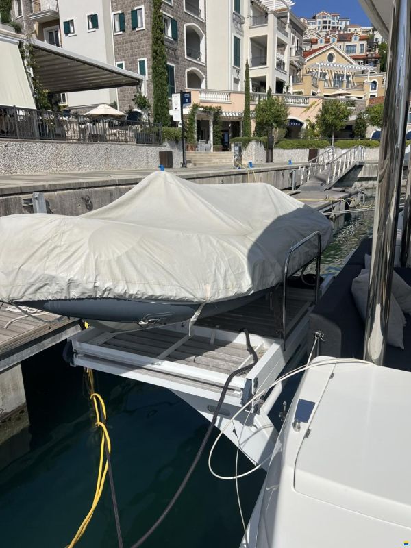 Lagoon 50