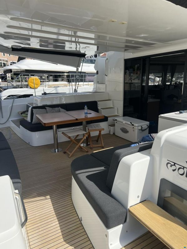 Lagoon 50