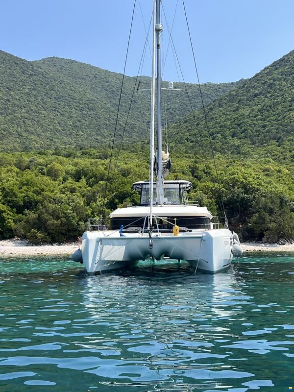 Lagoon 50