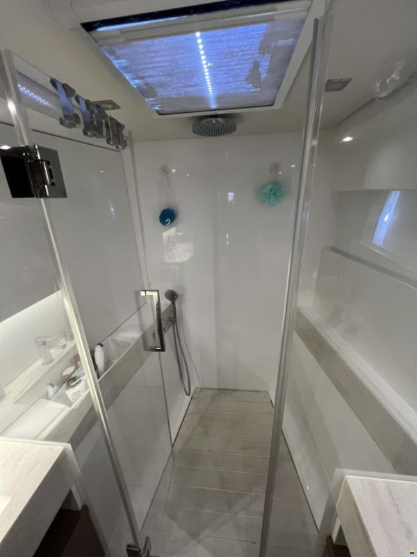 Lagoon 50