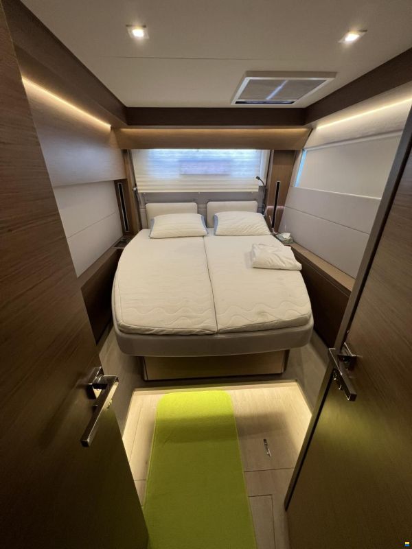 Lagoon 50