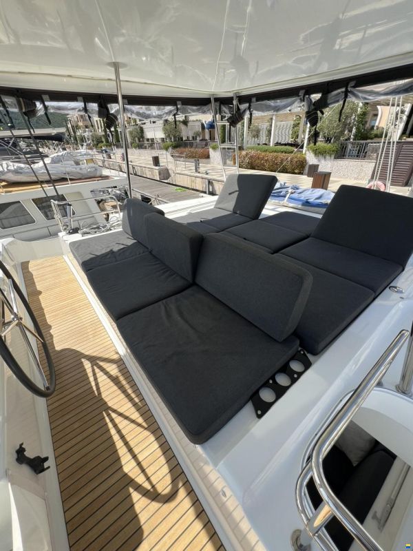 Lagoon 50