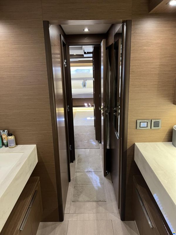 Lagoon 50