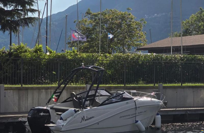 Okiboats Barracuda 585 DC