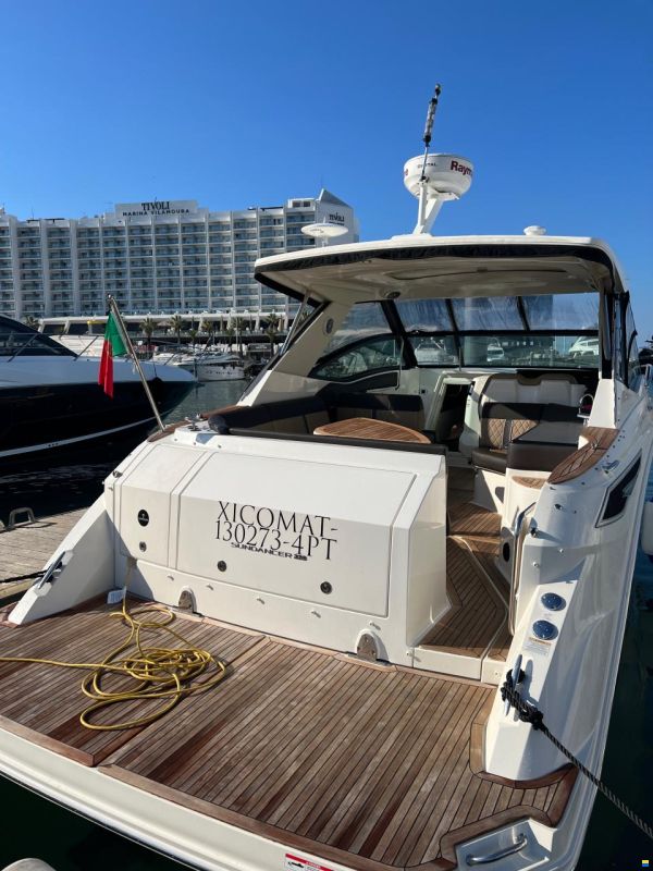 Sea Ray 320 Sundancer