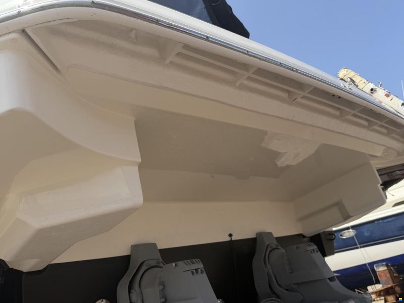 Sea Ray 320 Sundancer