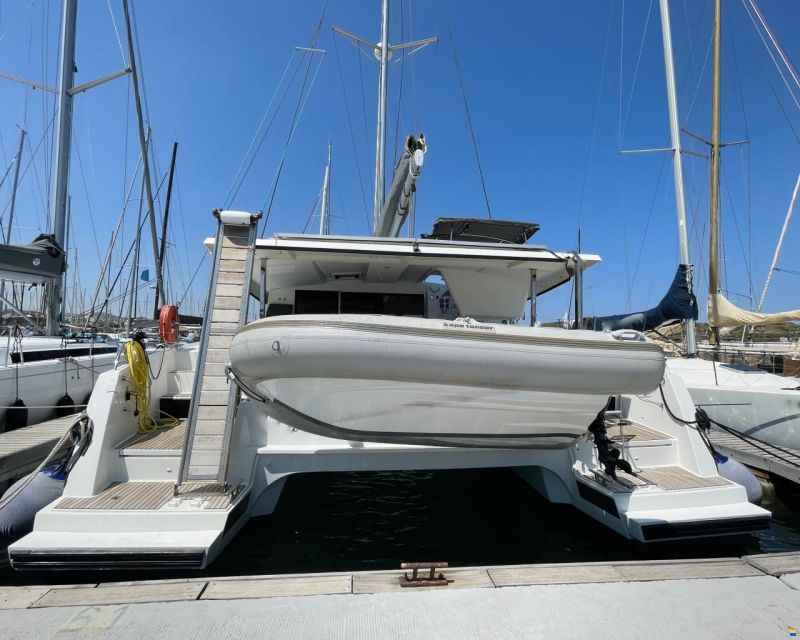 Fountaine Pajot Isla 40 Owner's Version