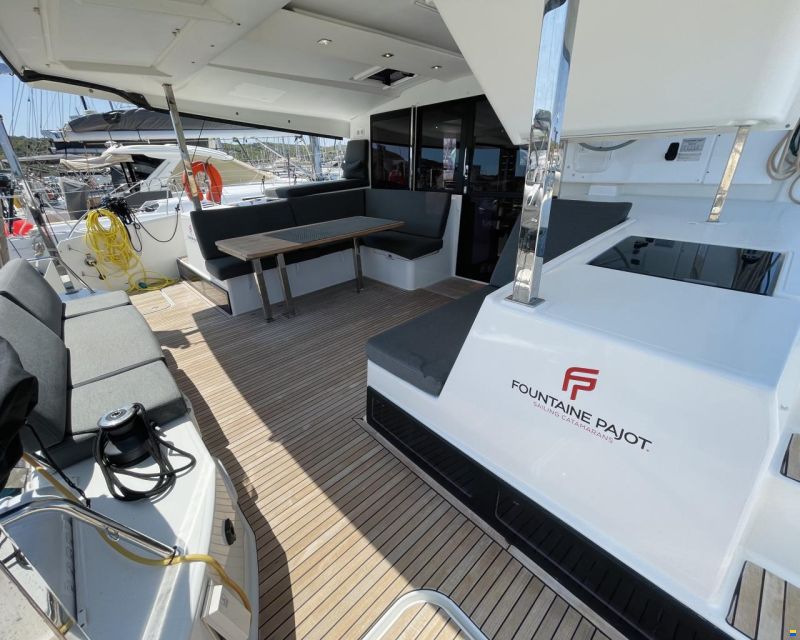 Fountaine Pajot Isla 40 Owner's Version