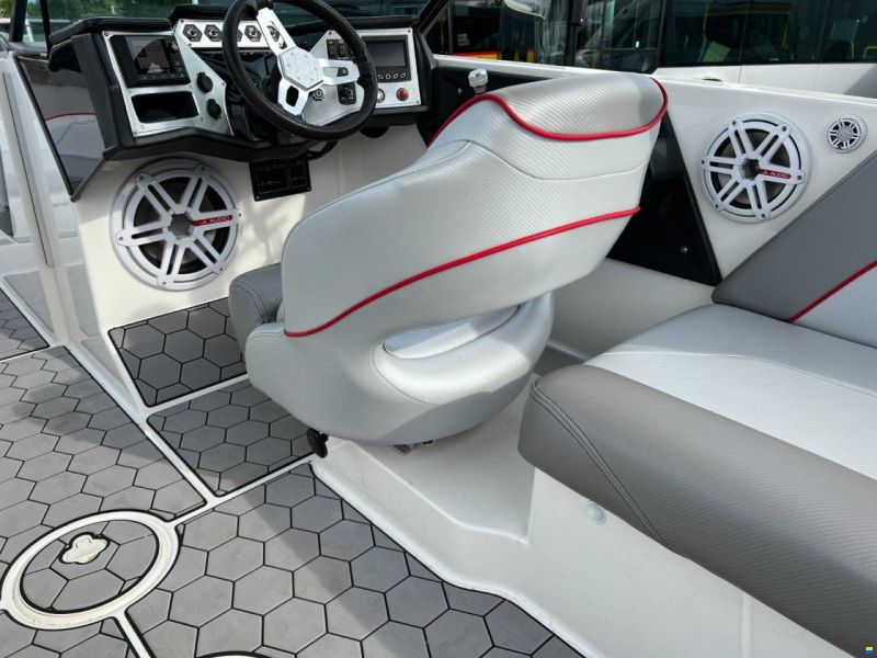 MasterCraft NXT22 - 2016