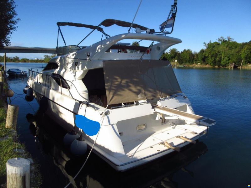 Ferretti 430 Fly
