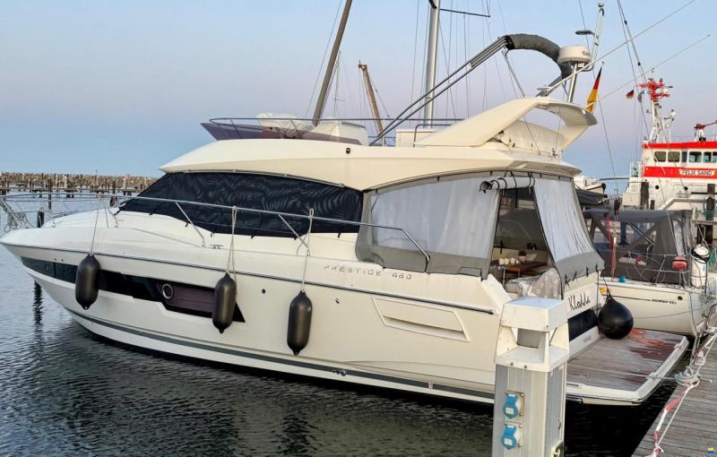Prestige 460 Fly