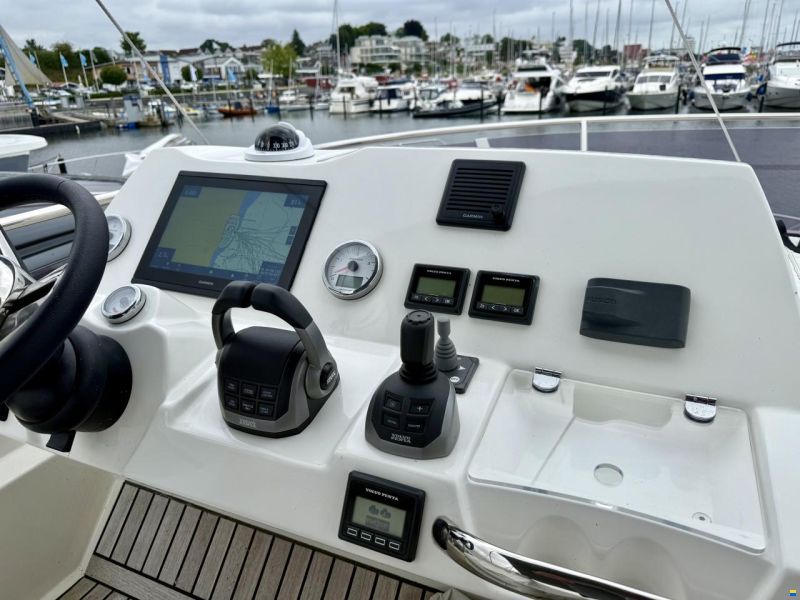 Prestige 460 Fly