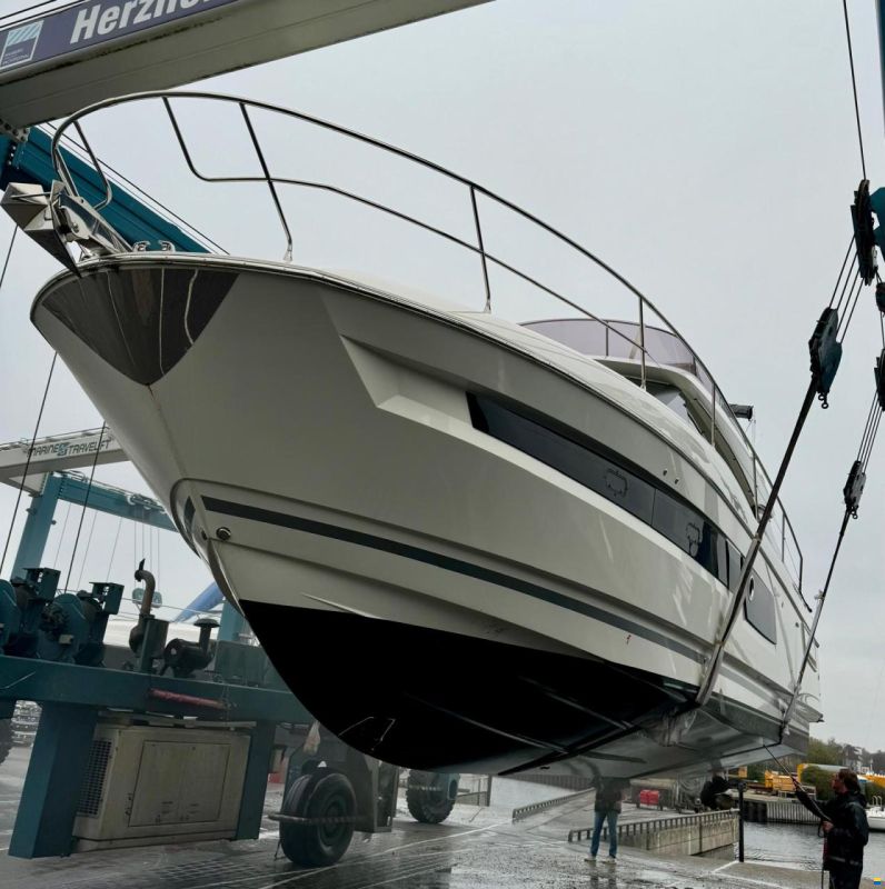 Prestige 460 Fly