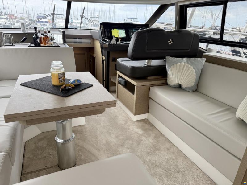 Prestige 460 Fly