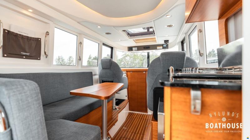 Paragon Yachts 31 Cabin