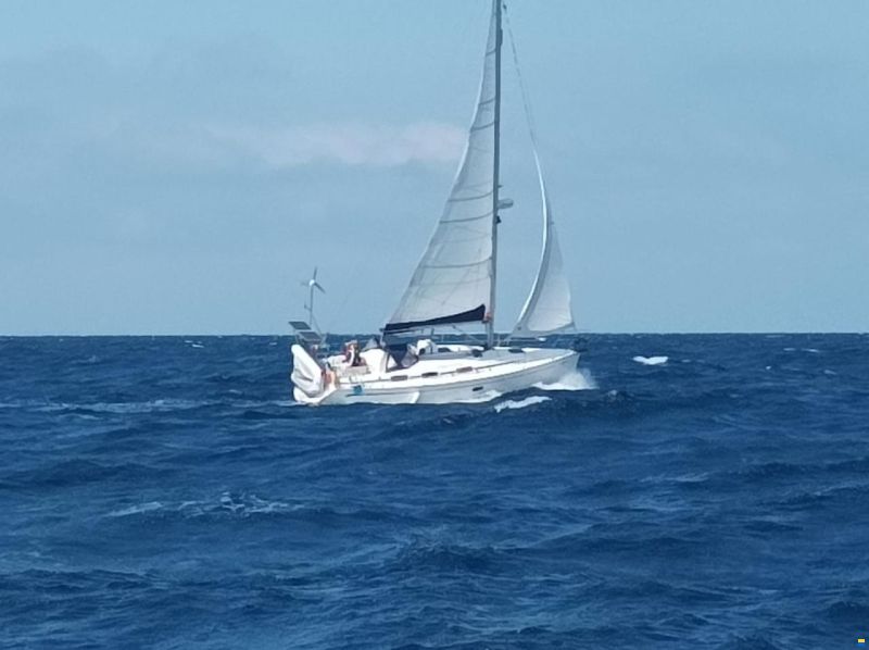 Bavaria 33 cruiser