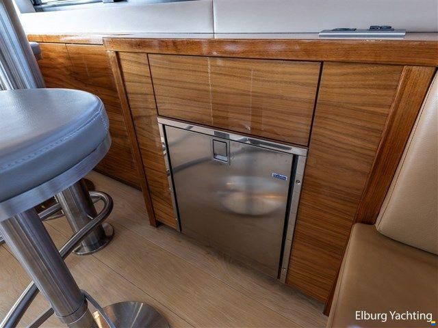 Van den Hoven Executive 2100