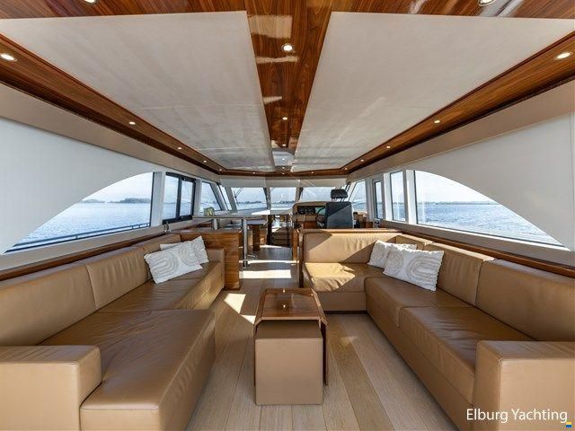 Van den Hoven Executive 2100
