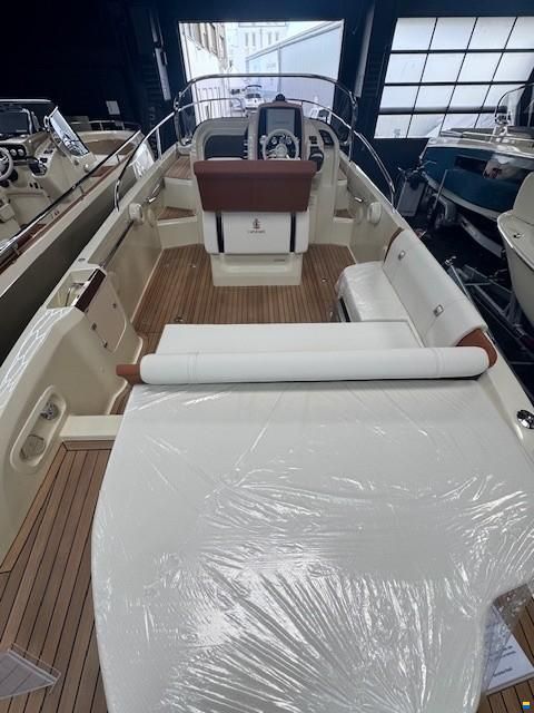 Capoforte CX 280i mit Option Liegeplatz