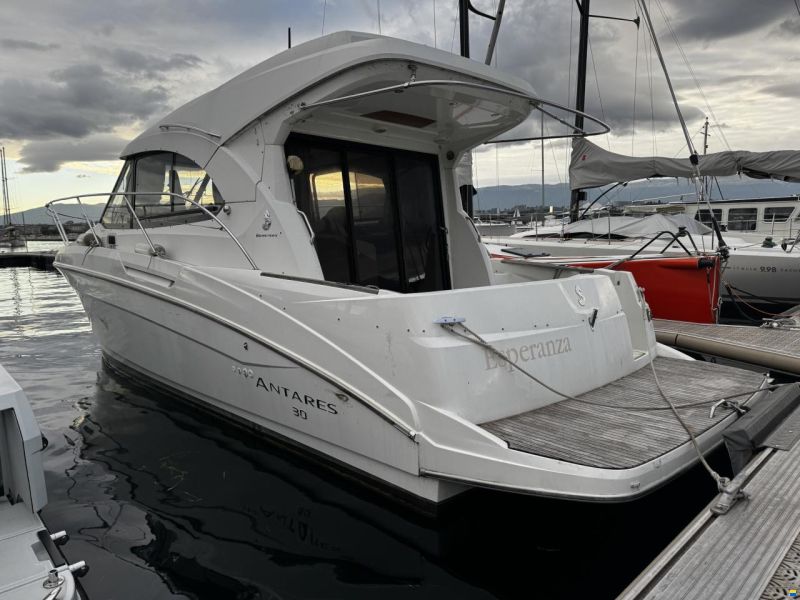 Beneteau Antares 30