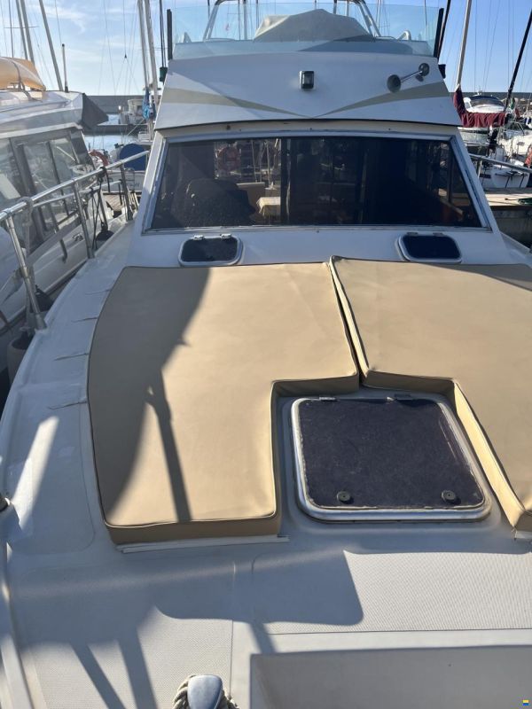Barca UN 30 TURBO Fly