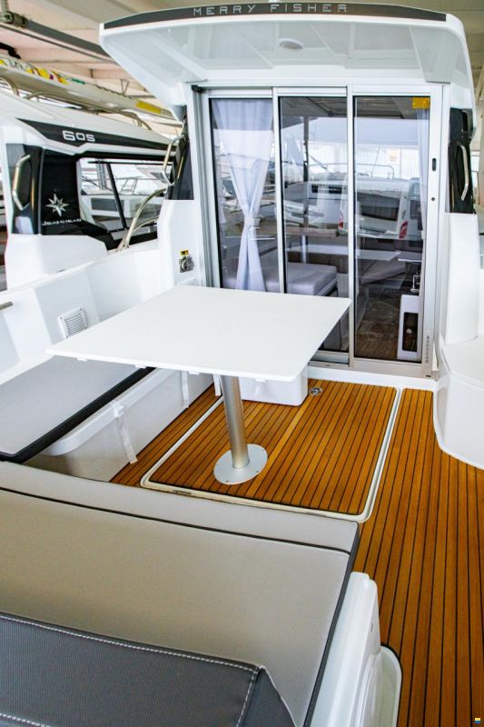 Jeanneau Merry Fisher 695 S2