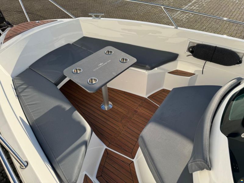 Ocean Master (PL) 630 WA med 150 hk Mercury ProXS 4 takt 3