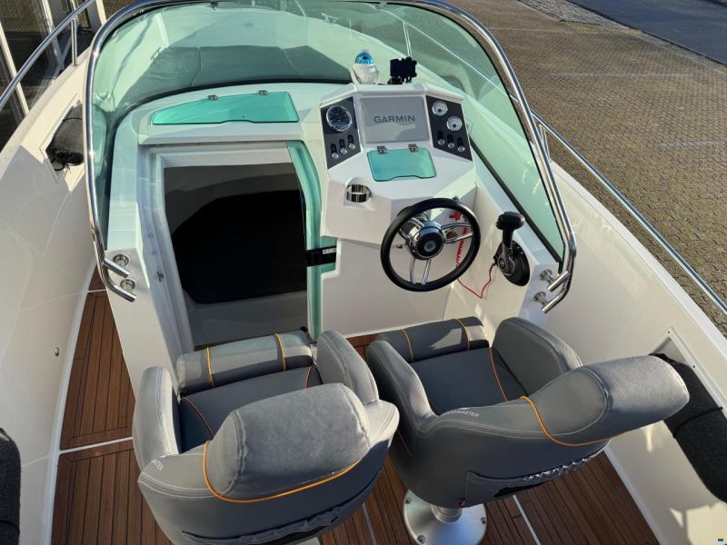 Ocean Master (PL) 630 WA med 150 hk Mercury ProXS 4 takt 3