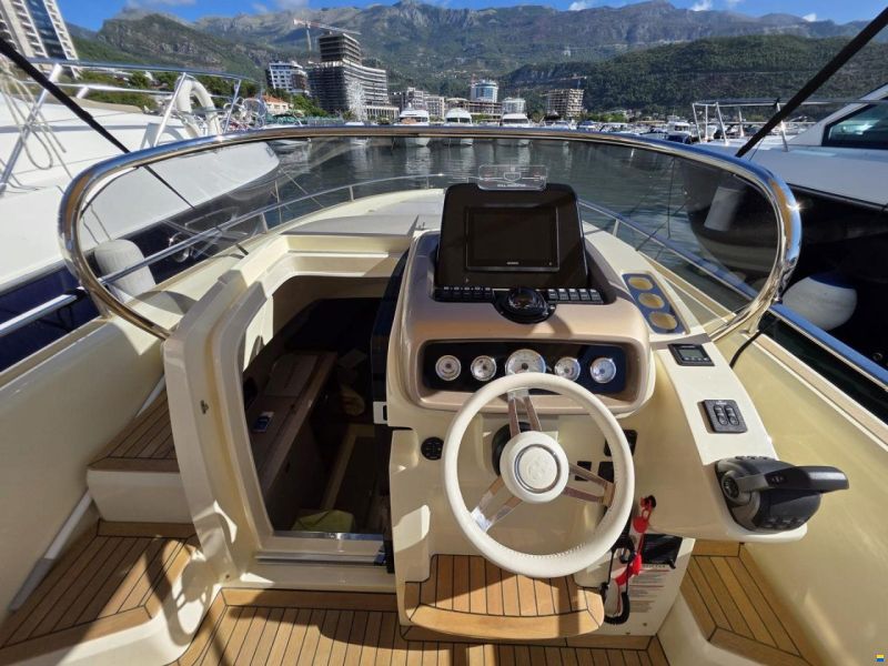 CANTIERI ASCHENEZ INVICTUS 280 GT